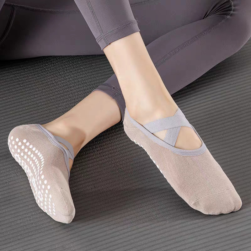 ถุงเท้าโยคะสำหรับผู้หญิงมืออาช - Pilates & Yoga Tina Fehrenbach บทวิจารณ์และราคา