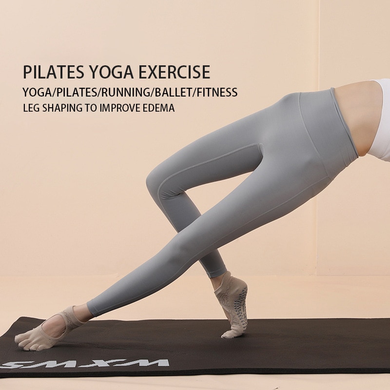 ถุงเท้าพิลาทีสห้านิ้วสำหรับผู้ - Pilates Yoga Training บทวิจารณ์และราคา