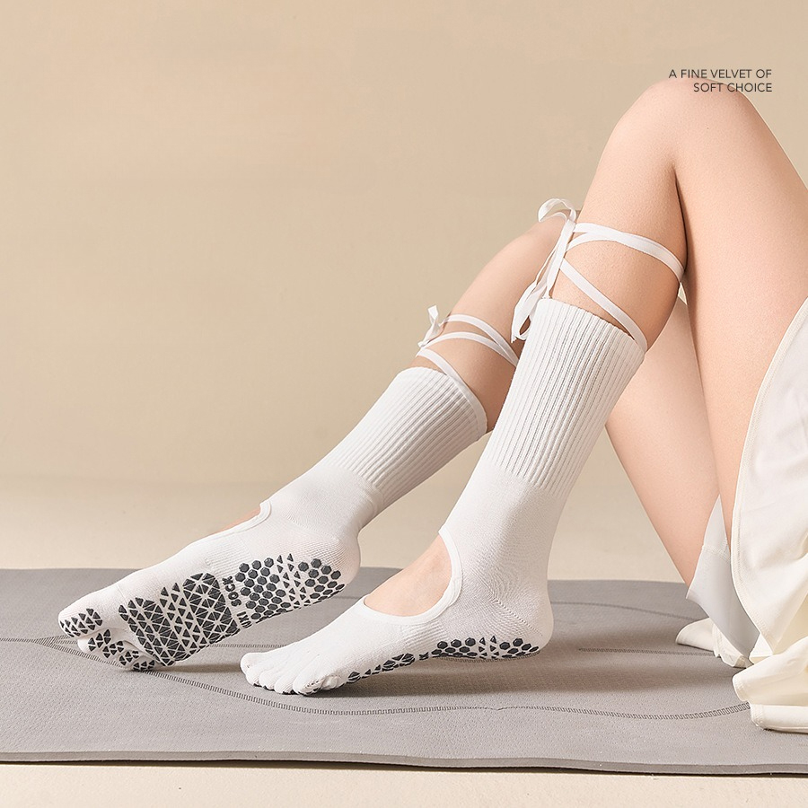 ถุงเท้าโยคะแบบผูกเชือกสำหรับผู - Yoga Pilates Yoga บทวิจารณ์และราคา